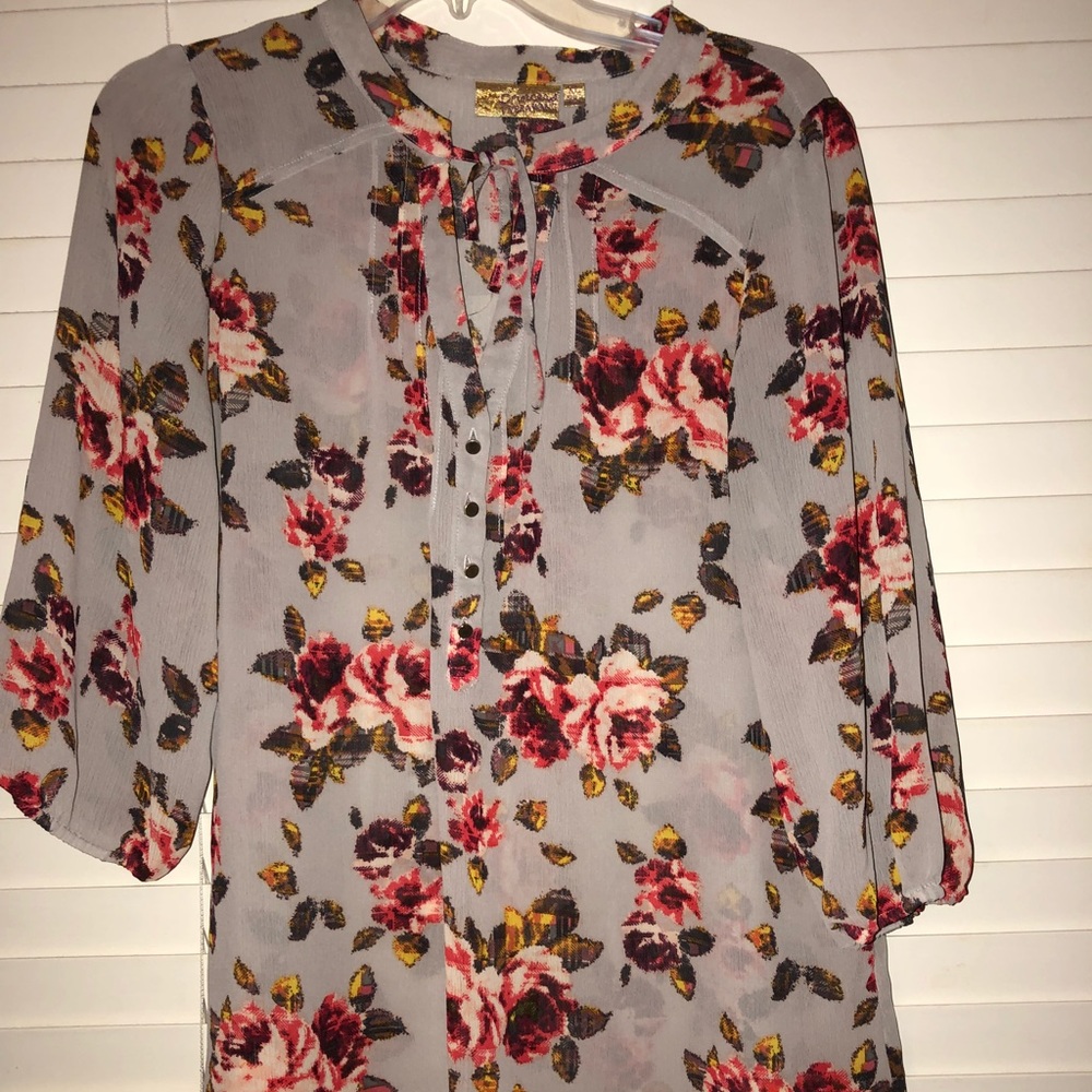 Mesh/sheet shirt